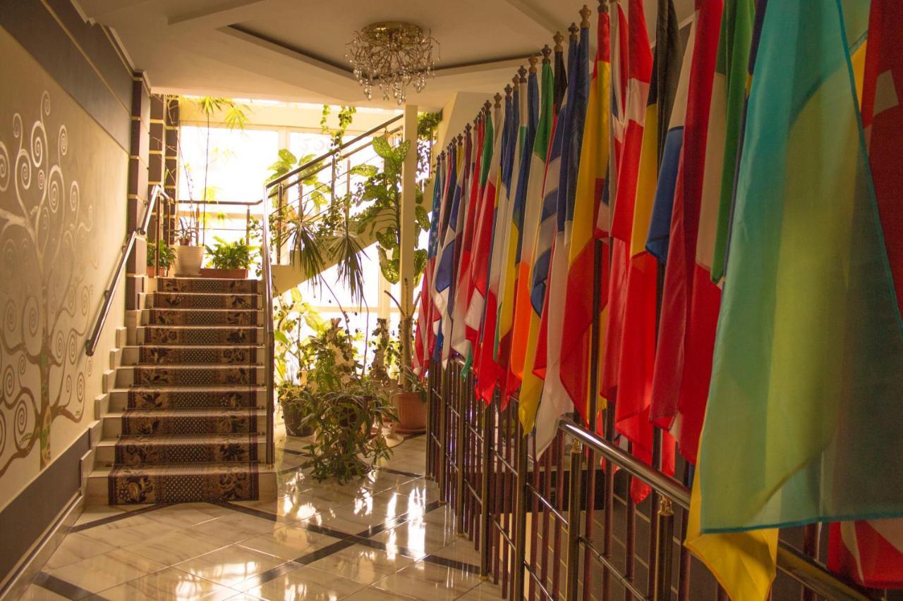 Park Hotel Vinnitsa Ngoại thất bức ảnh